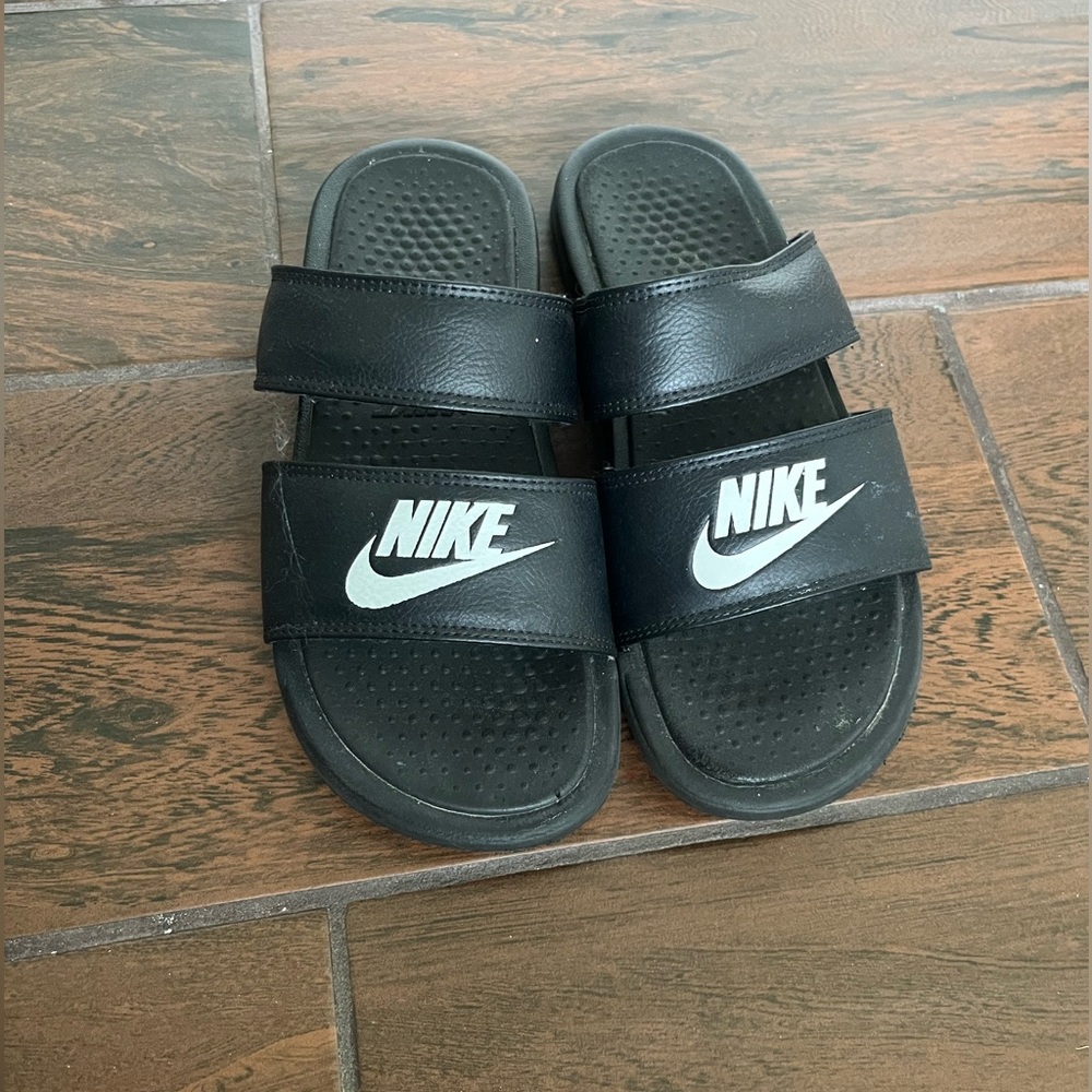 Nike slide